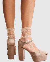 Load image into Gallery viewer, High Heel Jungle Starry Sky Tulle Socks Nude/ Gold