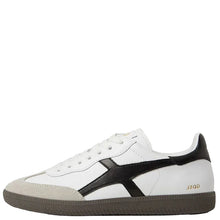 Load image into Gallery viewer, Goodsole Crossroads Sneaker White/ Black Leather