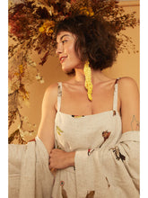 Load image into Gallery viewer, Benta Studio Camponesa Dress Seres De Floresta

