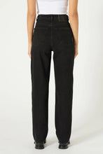 Load image into Gallery viewer, Neuw Denim Sade Baggy True Black