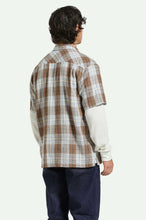Load image into Gallery viewer, Brixton Cru Linen Blend S/S Woven Pinecone Brown/Coronet Blue