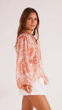 Load image into Gallery viewer, MINKPINK Katniss Blouse Paisley
