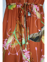 Load image into Gallery viewer, Benta Studio Longo Dress Insectos