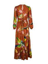 Load image into Gallery viewer, Benta Studio Longo Dress Insectos