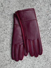 Load image into Gallery viewer, Cinnamon Creations GL031 Faux Leather Glove Burgundy