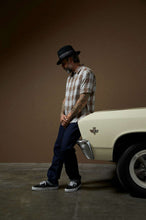 Load image into Gallery viewer, Brixton Cru Linen Blend S/S Woven Pinecone Brown/Coronet Blue