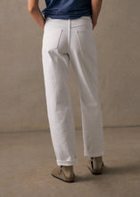 Load image into Gallery viewer, McTavish Classic Denim Jean White