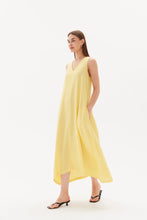 Load image into Gallery viewer, Tirelli Easy Sleeveless Midi Dress Lemon Yellow