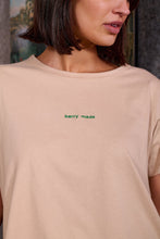 Load image into Gallery viewer, Barry Made Barry Tee Coffee/ Apple