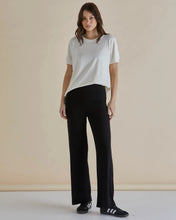 Load image into Gallery viewer, Betty Basics Robbie Knit Tee Cream