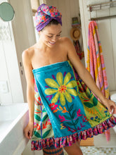 Load image into Gallery viewer, Natural Life Towel Wrap Flowers