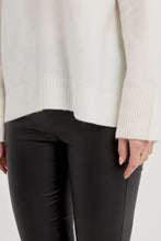Load image into Gallery viewer, Tirelli Basic Knit Sweater Cream