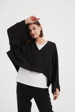 Load image into Gallery viewer, Tirelli V Neck Oversized Layer Top Black
