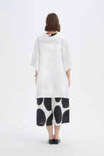 Load image into Gallery viewer, Tirelli Oversized Collar Poncho White
