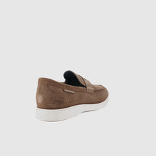 Load image into Gallery viewer, Wild Rhino Bayview Taupe Suede