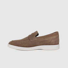 Load image into Gallery viewer, Wild Rhino Bayview Taupe Suede