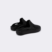 Load image into Gallery viewer, Lusso Cloud Scenario Slide Jet Black