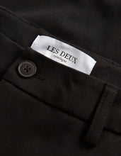 Load image into Gallery viewer, Les Deux Como Reg Suit Pants Black