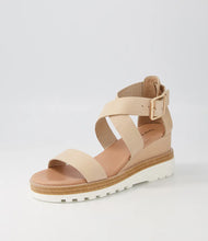 Load image into Gallery viewer, Django &amp; Juliette Becker Camel Leather White Sole
