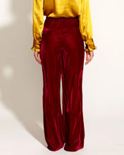 Load image into Gallery viewer, Fate + Becker Mustang Sally Velvet Pants Fuchsia
