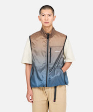 Load image into Gallery viewer, Gramicci Light Ripstop Windvest Brown Gradient