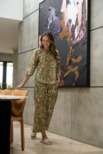 Load image into Gallery viewer, O&J Naturals GA636 Top Windsor