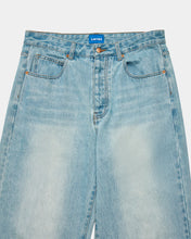 Load image into Gallery viewer, Larriet Walé Jean Light Blue