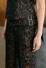 Load image into Gallery viewer, M. A. Dainty Pinot Pant Leopard