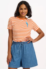 Load image into Gallery viewer, Sugarhill Brighton Maggie T-Shirt Off White/Orange Stripey Parrot