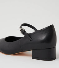 Load image into Gallery viewer, Mollini Thejane Black Leather