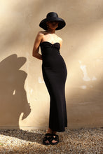 Load image into Gallery viewer, Madison The Label Mae Knit Midi Dress Black