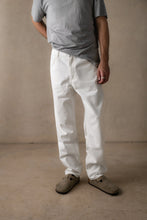 Load image into Gallery viewer, McTavish Classic Denim Jean White