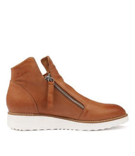 Load image into Gallery viewer, Top End Ohmy Dark Tan Leather