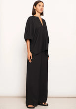 Load image into Gallery viewer, POL Sake Top Black