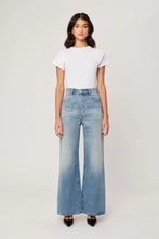 Load image into Gallery viewer, Rolla's Studio Flare Brent Vintage Indigo