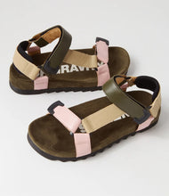 Load image into Gallery viewer, Rollie Sandal Tooth Wedge Blush Camo