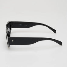 Load image into Gallery viewer, ROC Eyewear Quip Black Smoke
