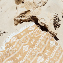 Load image into Gallery viewer, Layday Vista Honey Single Beach Towel
