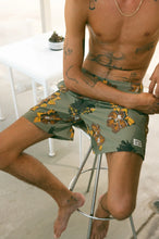 Load image into Gallery viewer, Brixton Everyday Hybrid Short 7" Olive Surplus Floral