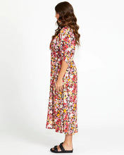 Load image into Gallery viewer, Sass Clothing Arabella Maxi Dress Flower Print