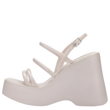 Load image into Gallery viewer, Melissa Jessie Platform AD Beige
