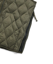 Load image into Gallery viewer, Taion Military V-Neck Zip Down Vest