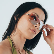 Load image into Gallery viewer, ROC Eyewear Oneness Sunglasses Gold Orange Green