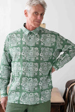 Load image into Gallery viewer, Lazybones Ted Shirt Flower Basket