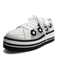Load image into Gallery viewer, Top End Sereno White/ Black Patent Multi
