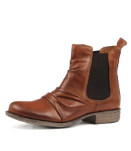 Load image into Gallery viewer, EOS Willo Brandy Leather