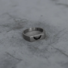 Load image into Gallery viewer, ZUKO Lunar Ring