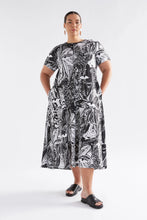 Load image into Gallery viewer, Elk Haki Dress Tropea Print