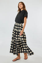 Load image into Gallery viewer, Itami Bloc Skirt Black