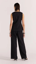 Load image into Gallery viewer, Staple The Label Athena Longline Vest Black